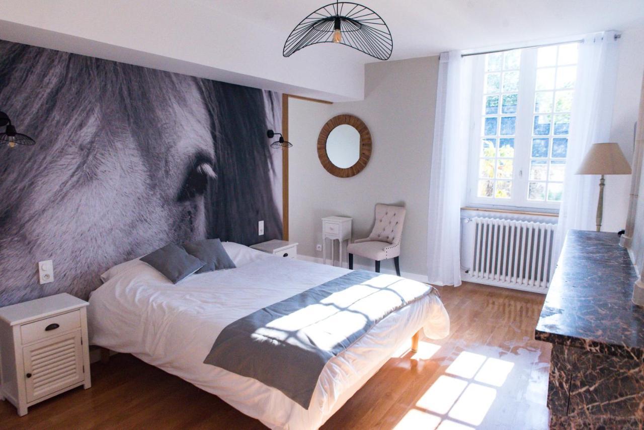 Le Bas Chitray Bed & Breakfast Ménil Екстериор снимка
