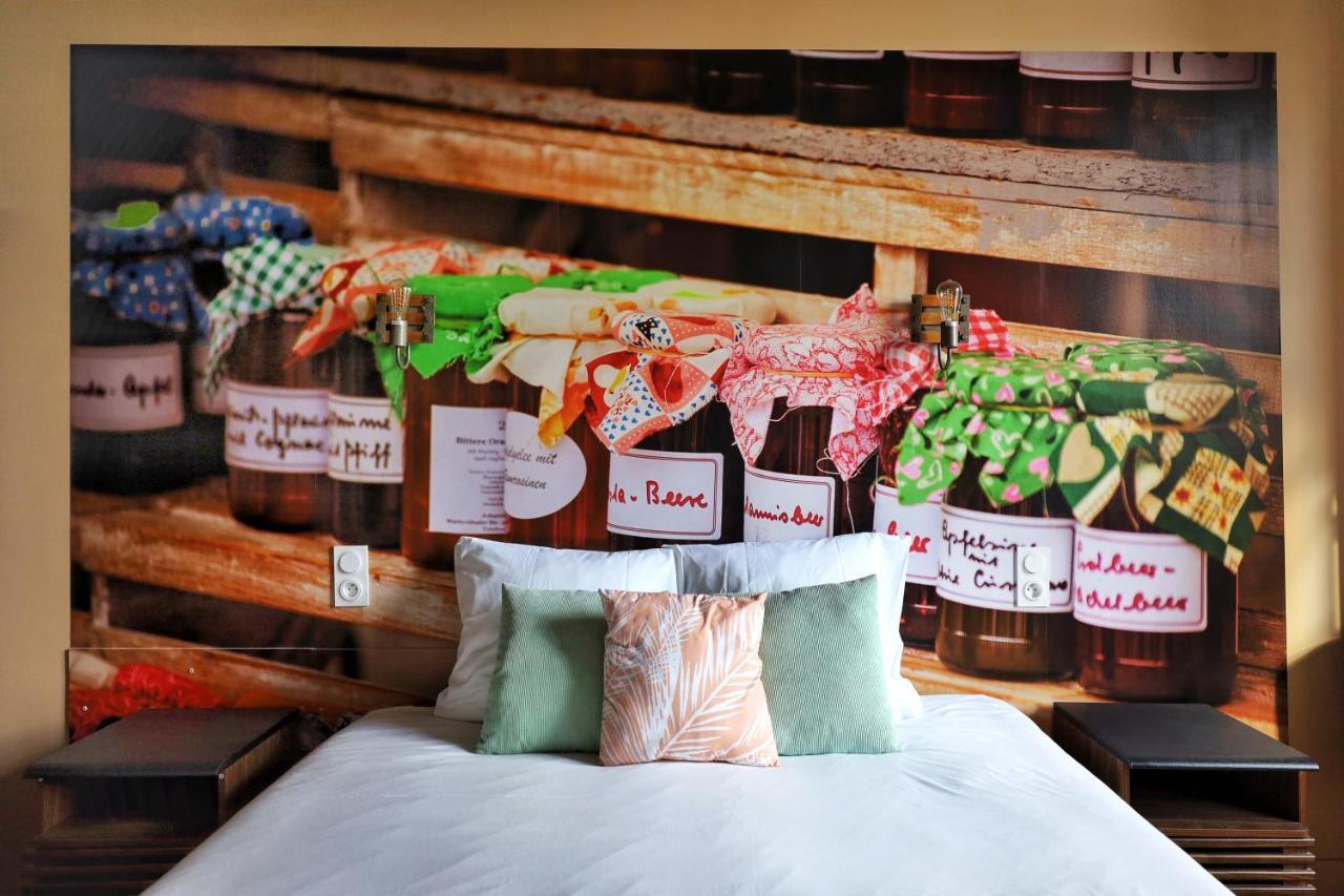 Le Bas Chitray Bed & Breakfast Ménil Екстериор снимка