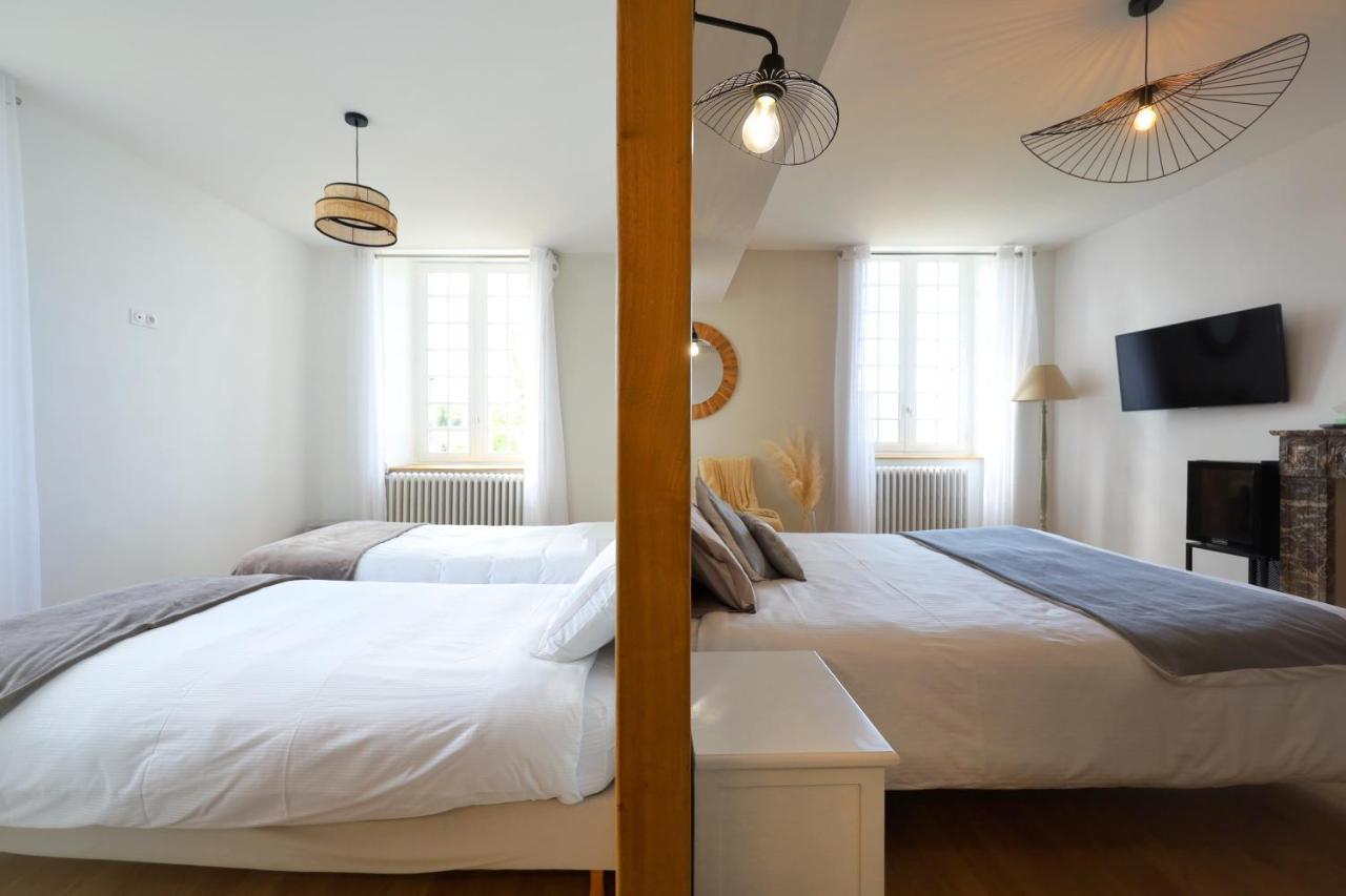 Le Bas Chitray Bed & Breakfast Ménil Екстериор снимка