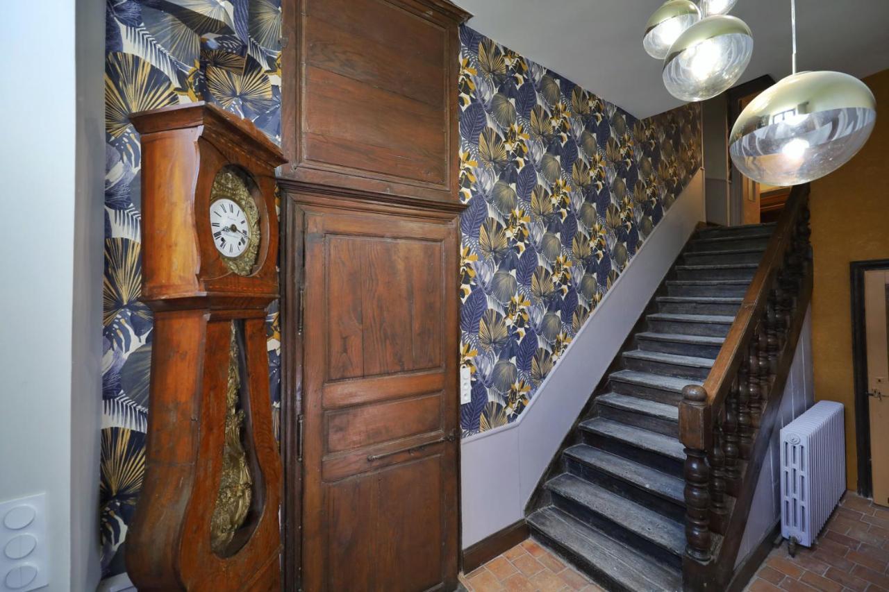 Le Bas Chitray Bed & Breakfast Ménil Екстериор снимка