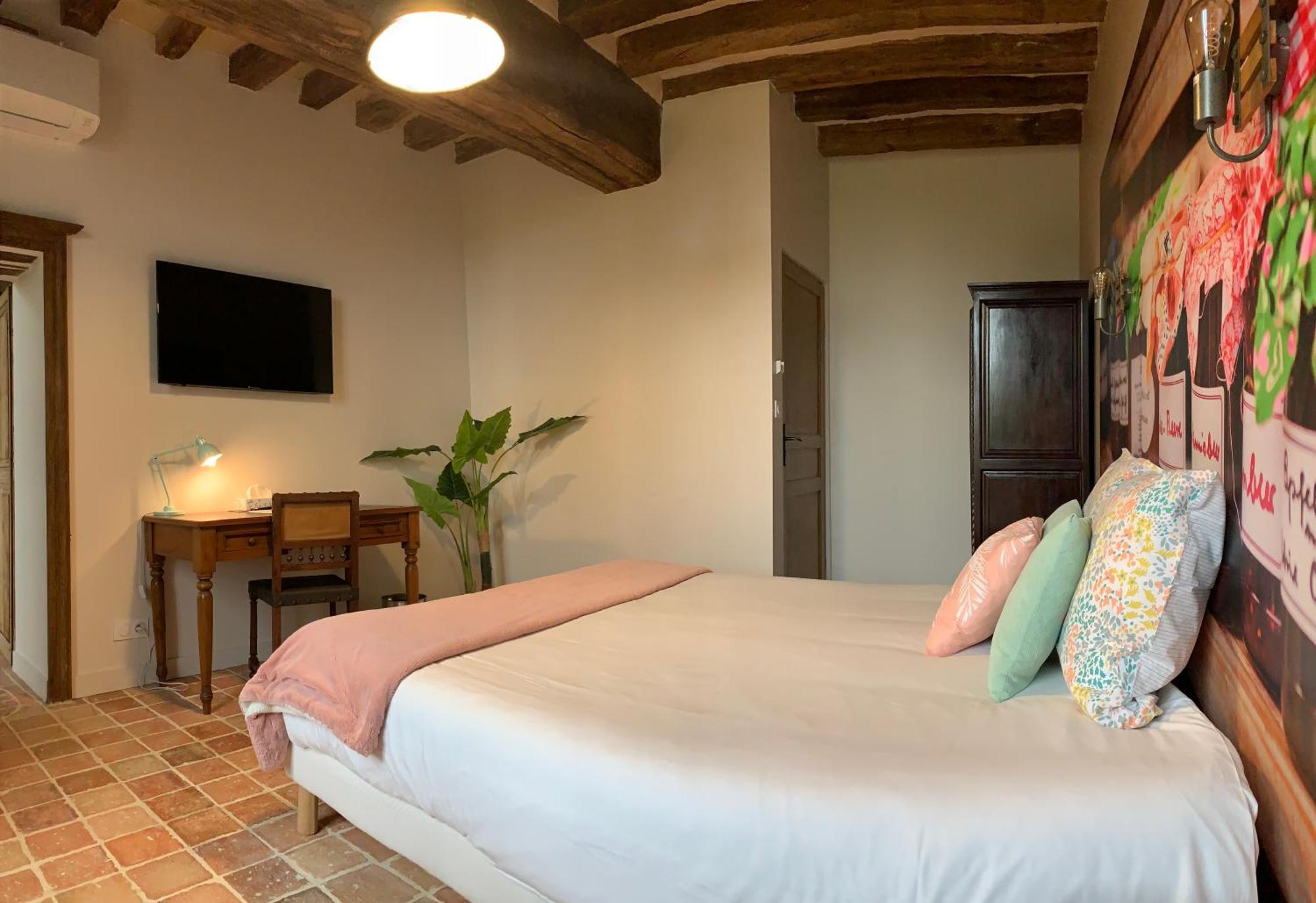 Le Bas Chitray Bed & Breakfast Ménil Екстериор снимка