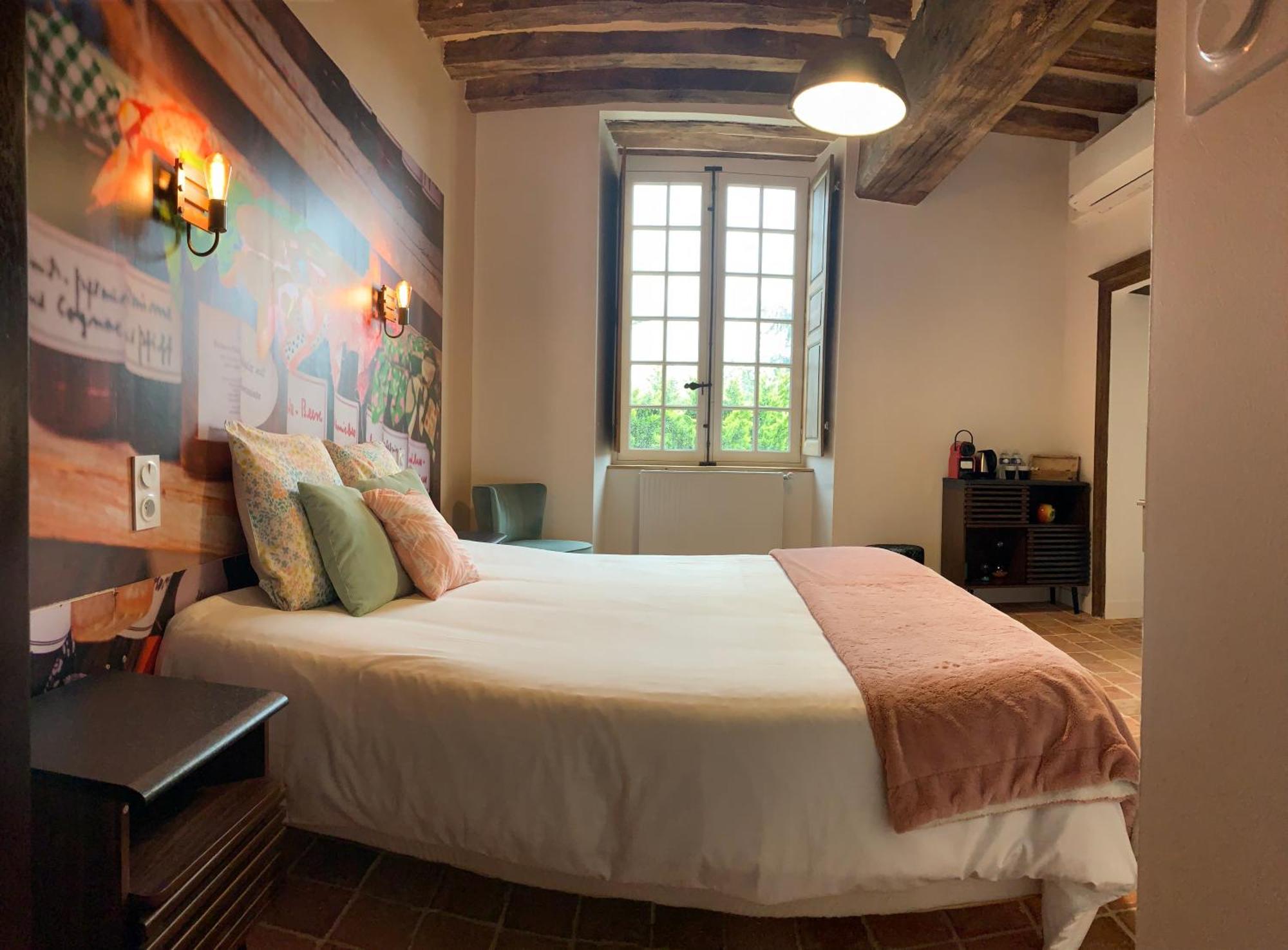 Le Bas Chitray Bed & Breakfast Ménil Екстериор снимка